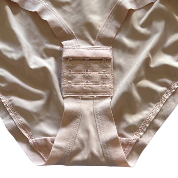 FIT Size XL Pink Blush Shapewear Bodysuit Woman Underwire Lace Hook Crotch - Picture 3 of 5